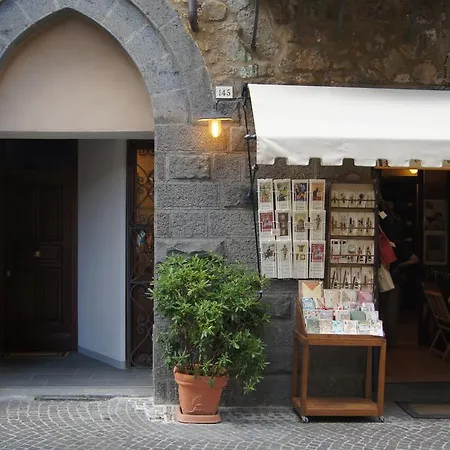 In - Corso Cavour